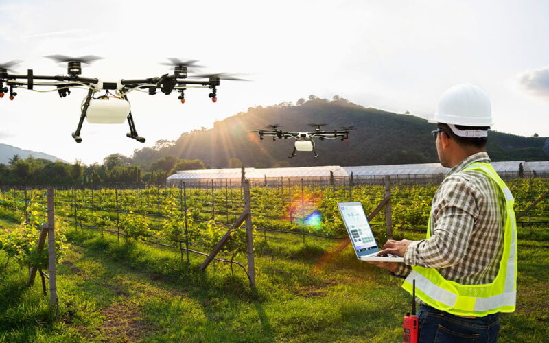 drones-aplicacao-fertilizantes-e-pesticidas